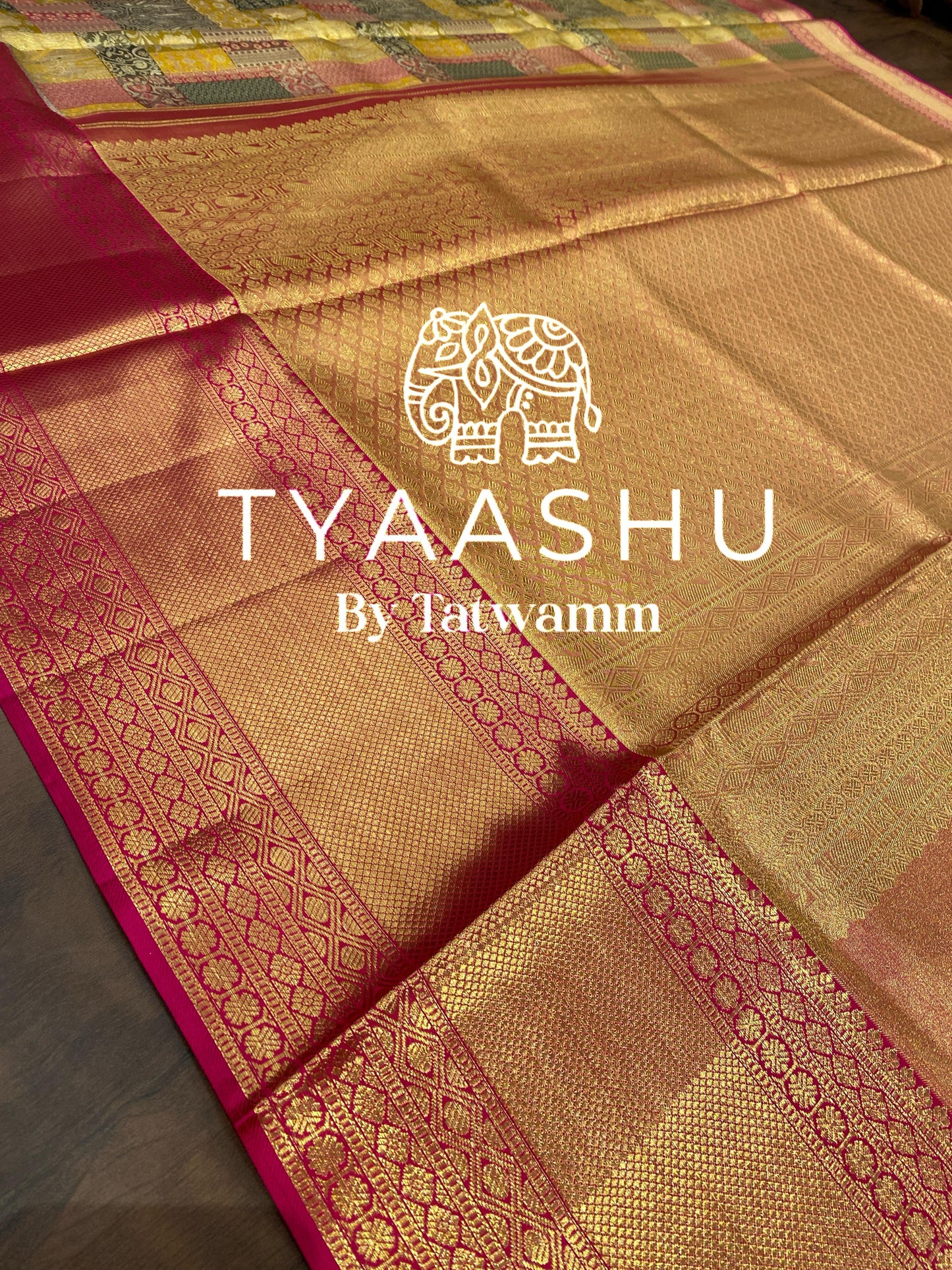 TRADITIONAL HANDWOVEN KANJIVARAM SAREE