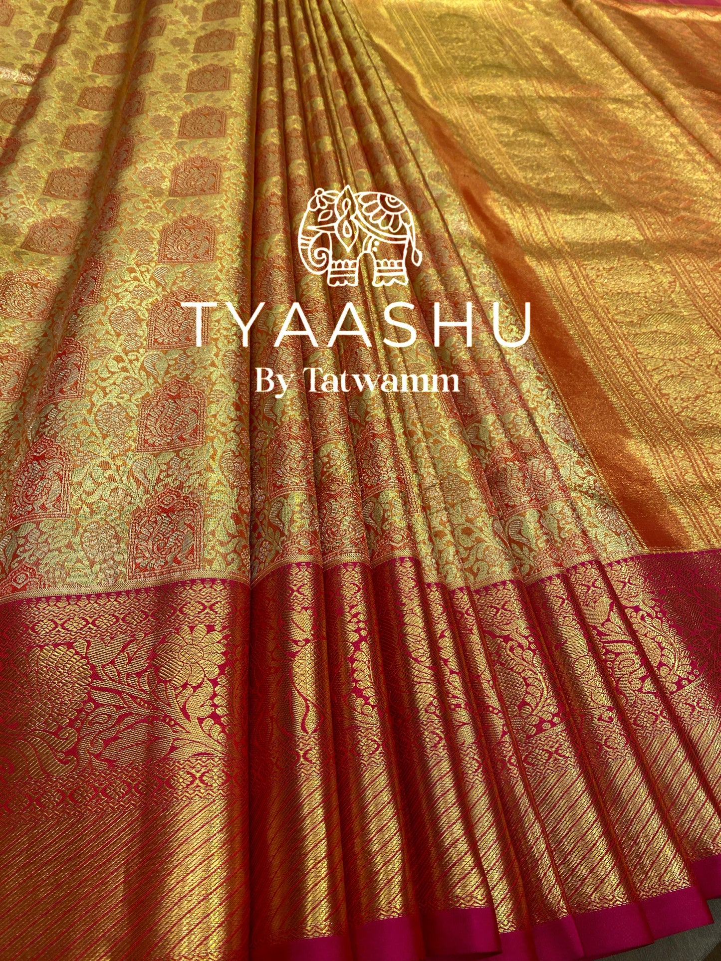 HANDWOVEN GOLD-RED KANJIVARAM SAREE