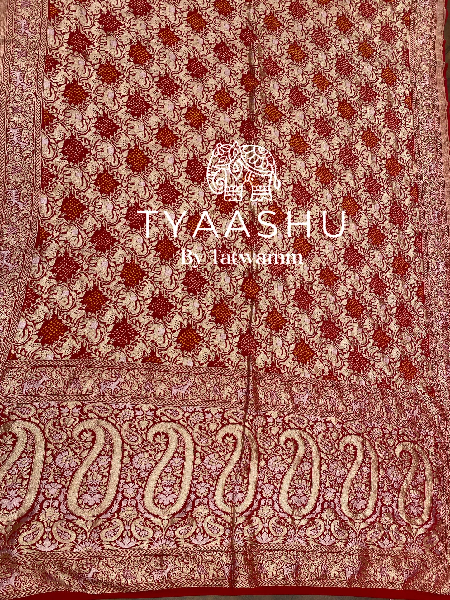 INTRICATE BANDHANI WITH ROYAL ZARI WORK