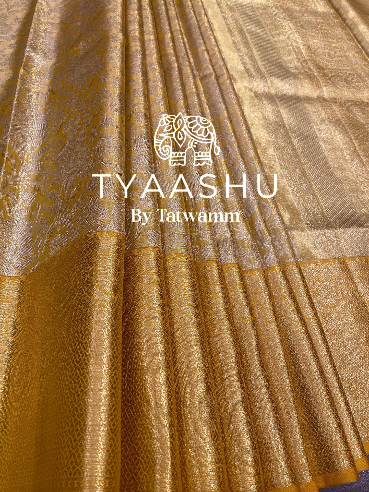HANDWOVEN GOLD KANJIVARAM SAREE