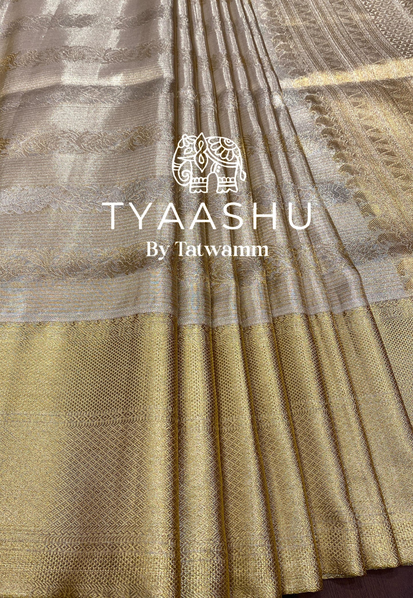 REGAL DUAL TONE KANJIVARAM SAREE IN GOLD AND SILVER