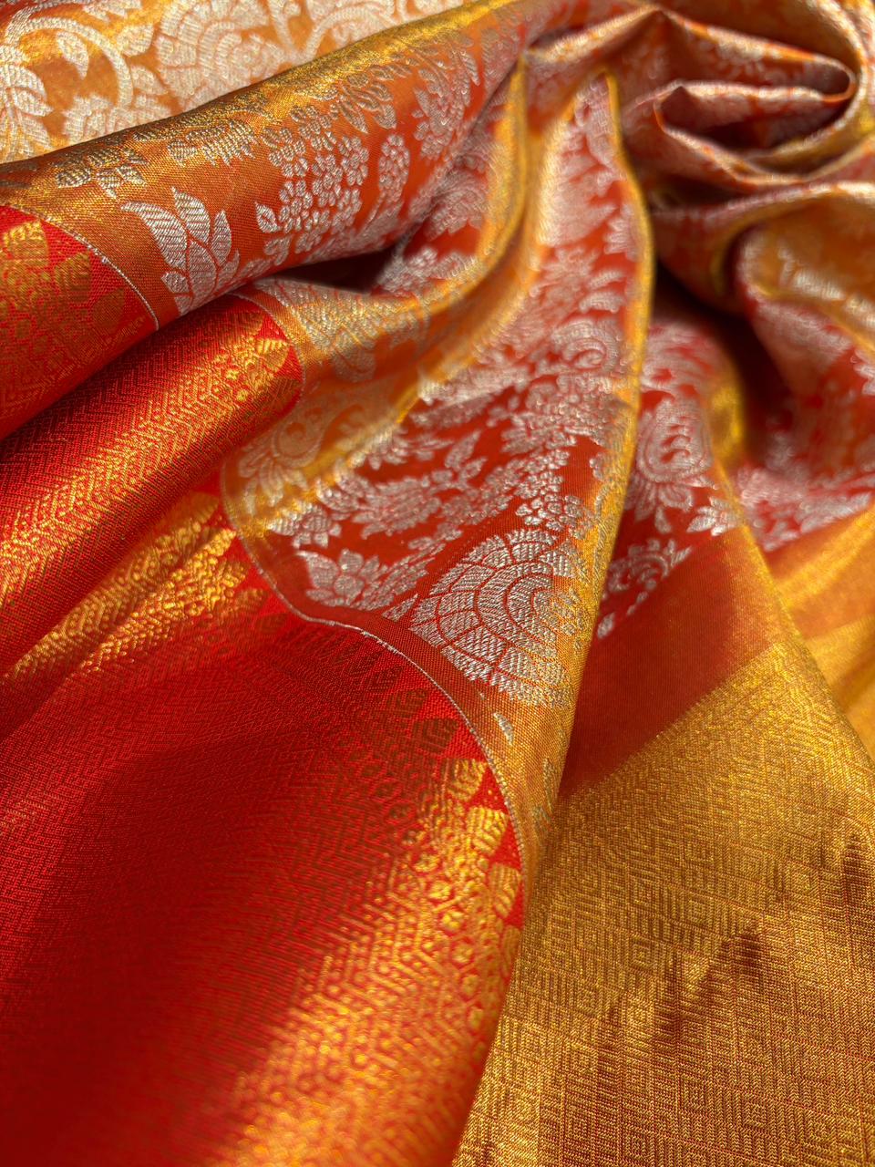 KANAKAAMBARA PATTU