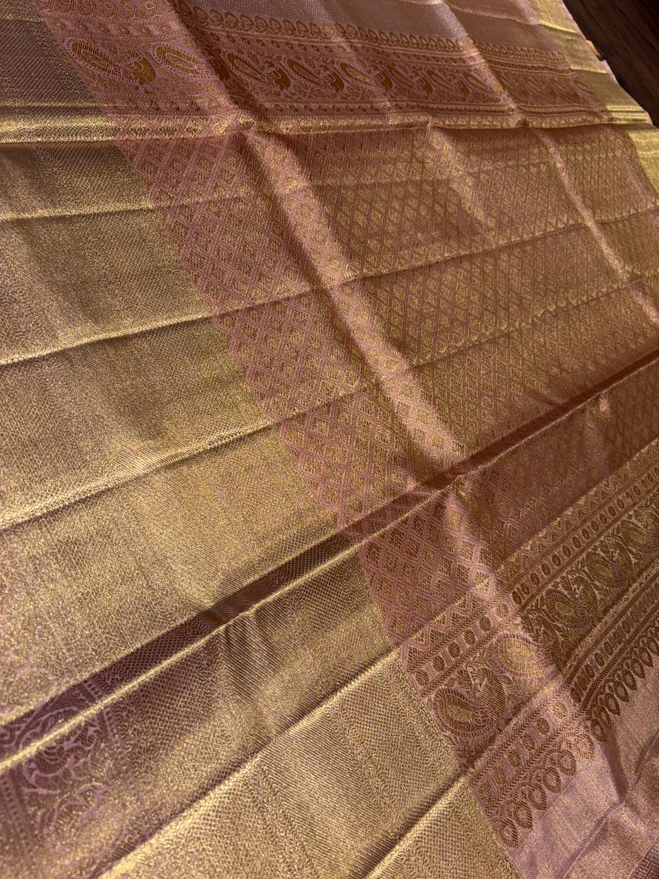 KANAKARUNIMA PATTU SAREE