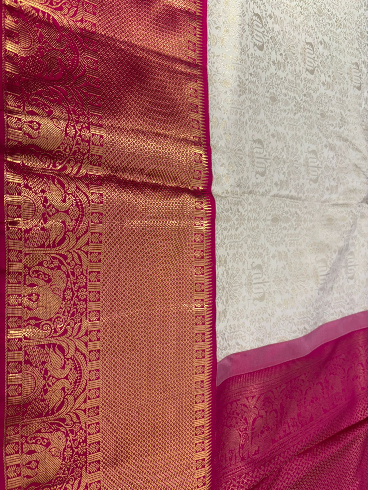 SVETARAGINI PATTU SAREE