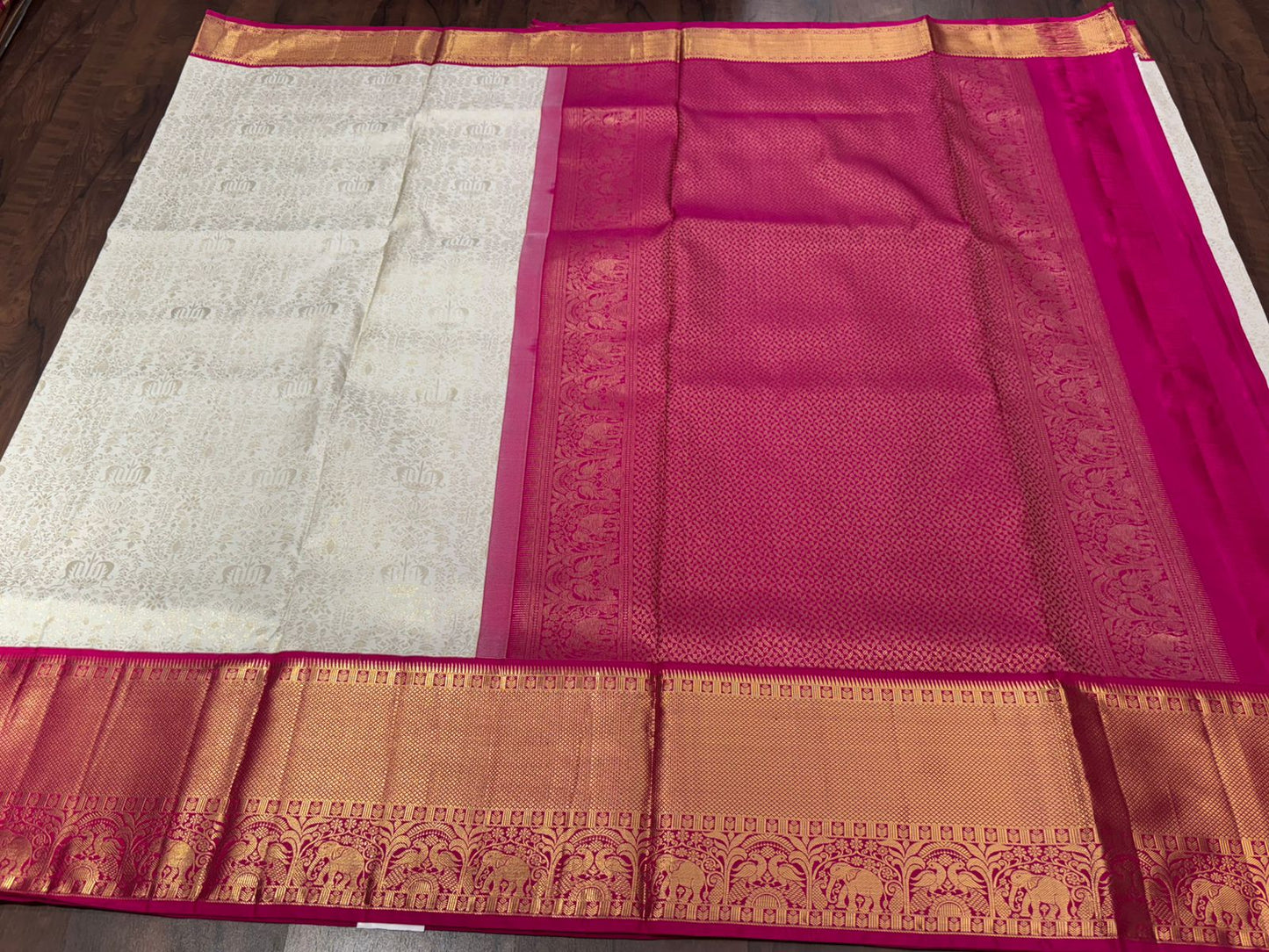 SVETARAGINI PATTU SAREE