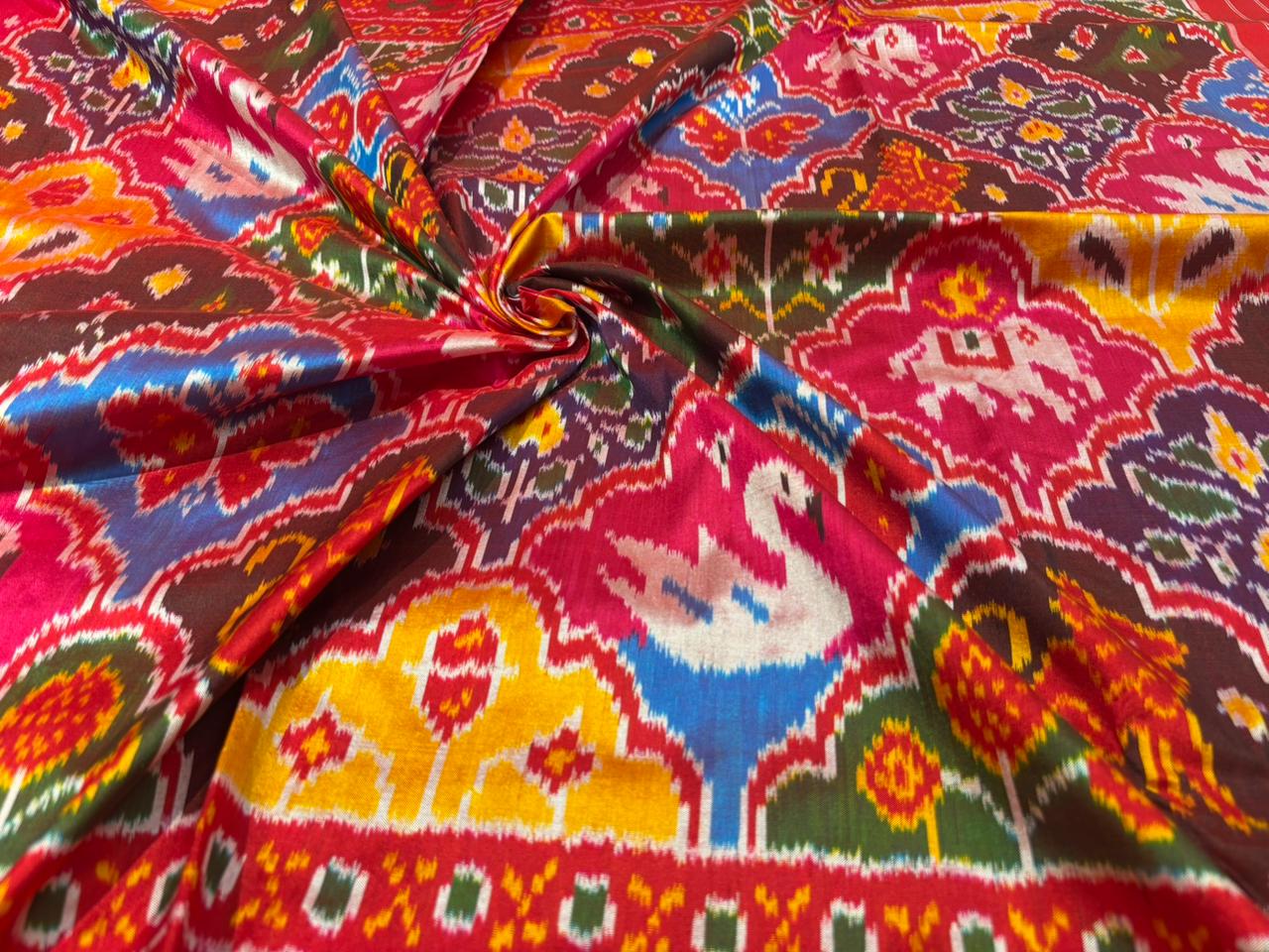 CHITRARAGIN IKKATAPRABHA